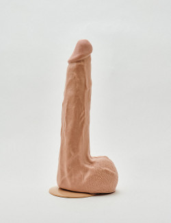 Big Dildo Taurus from Hung'r packaging